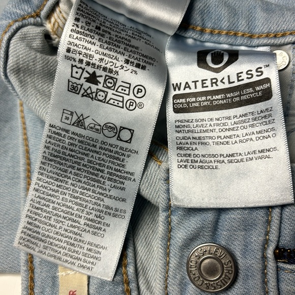 Levi’s Light Blue High Waisted Taper Denim Jeans, Sz 24 (W24 x L27) - Picture 6 of 11